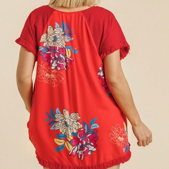 Umgee Plus Candy Apple Floral Back Fringe Hem Top - Picture 9 of 9
